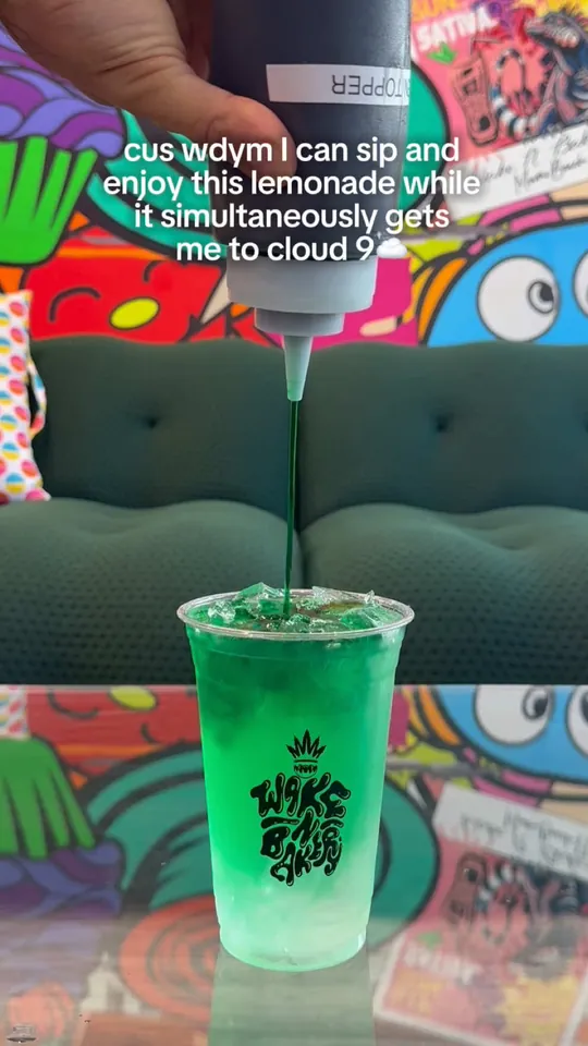 Video at Wake N Bakery Miami, Miami Beach