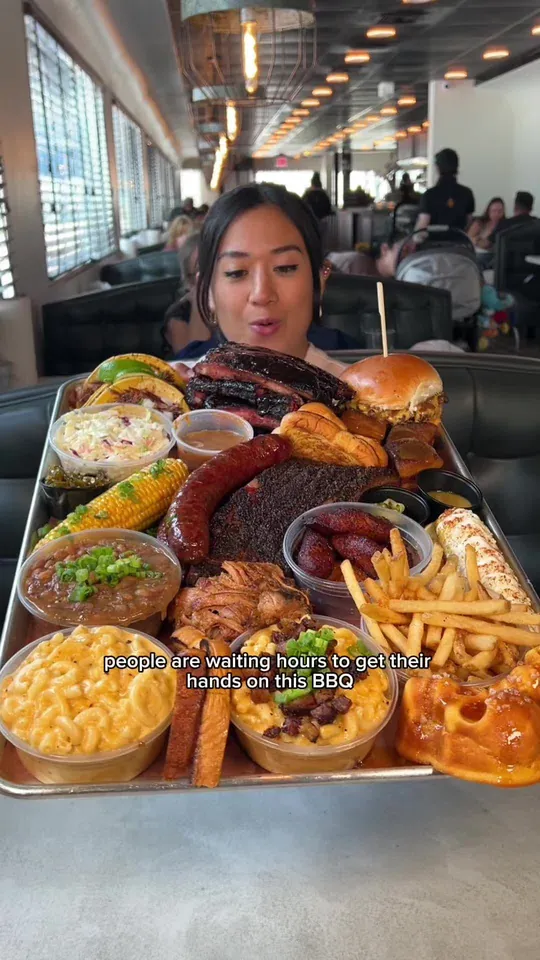 Video at Apocalypse BBQ, Miami