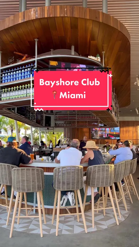 Video at Bayshore Club Bar & Grill, Miami
