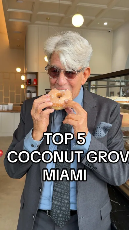 Video at Bellini Coconut Grove, Miami
