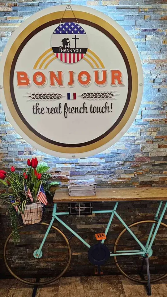 Dessert at Bonjour French Bakery & Cafe - Kendall, Miami