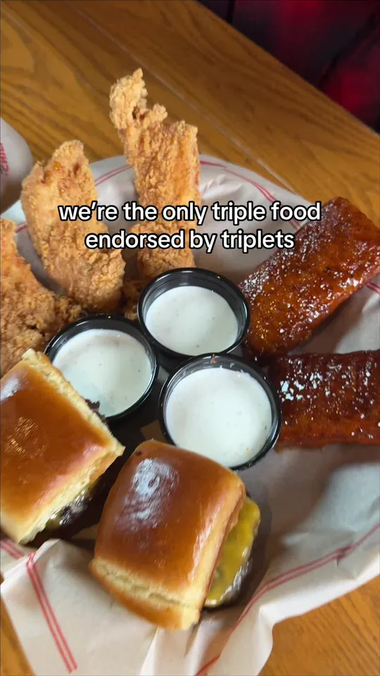 Video at Chili's Grill & Bar, Miami