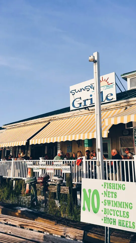 Video at Deli Lane Cafe & Sunset Tavern, Miami