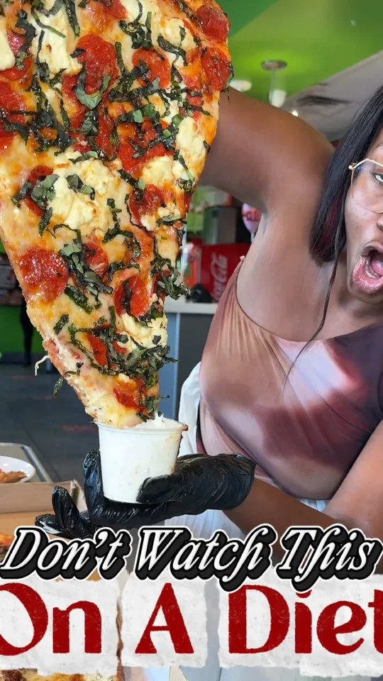 Pizza at Di Napoli, Miami – $13 on the menu