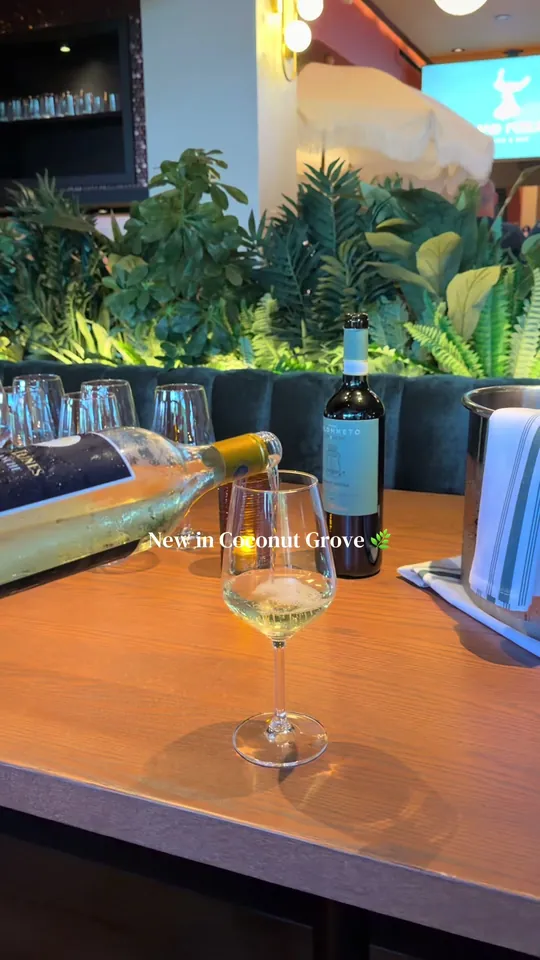 Cocktails at Grand Public Kitchen & Bar, Miami