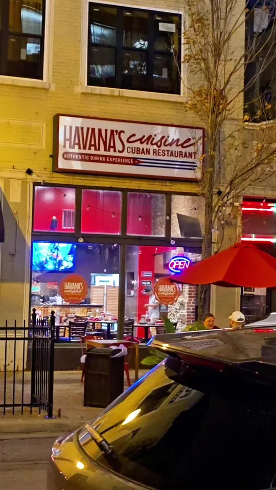 Video at Havana Island Cafe, Miami