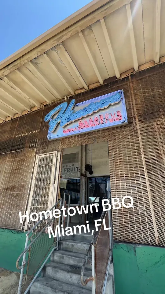 Brisket at Hometown Barbecue, Miami