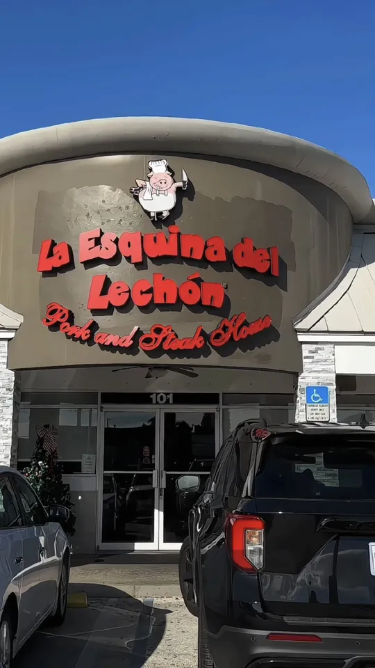 Breakfast at La Esquina del Lechon, Miami