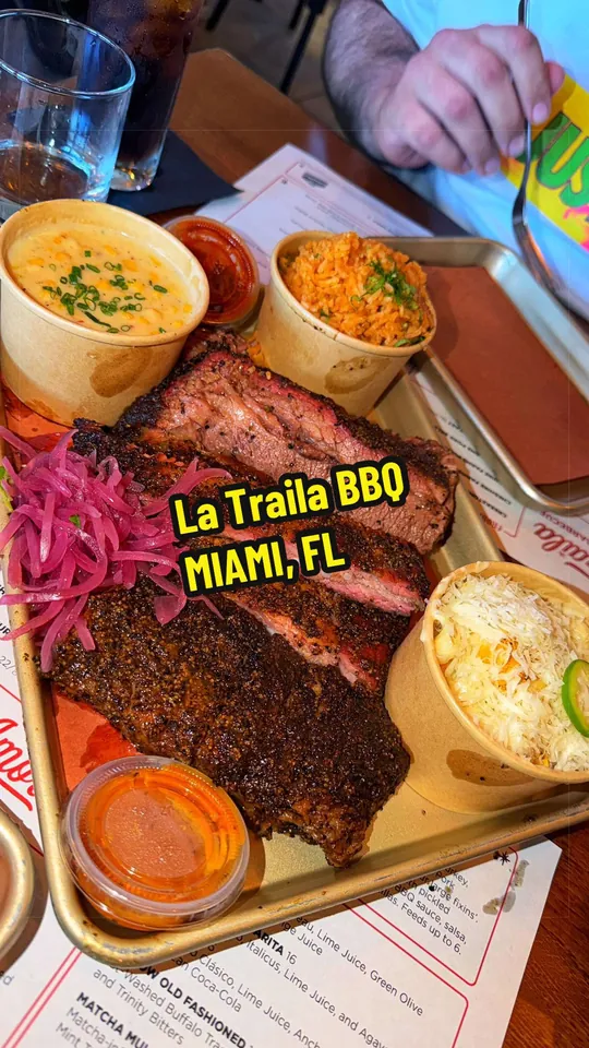 Video at La Traila Barbecue, Miami