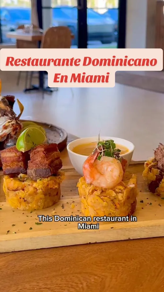 Empanadas at Mi Tierra Bar & Kitchen, Miami
