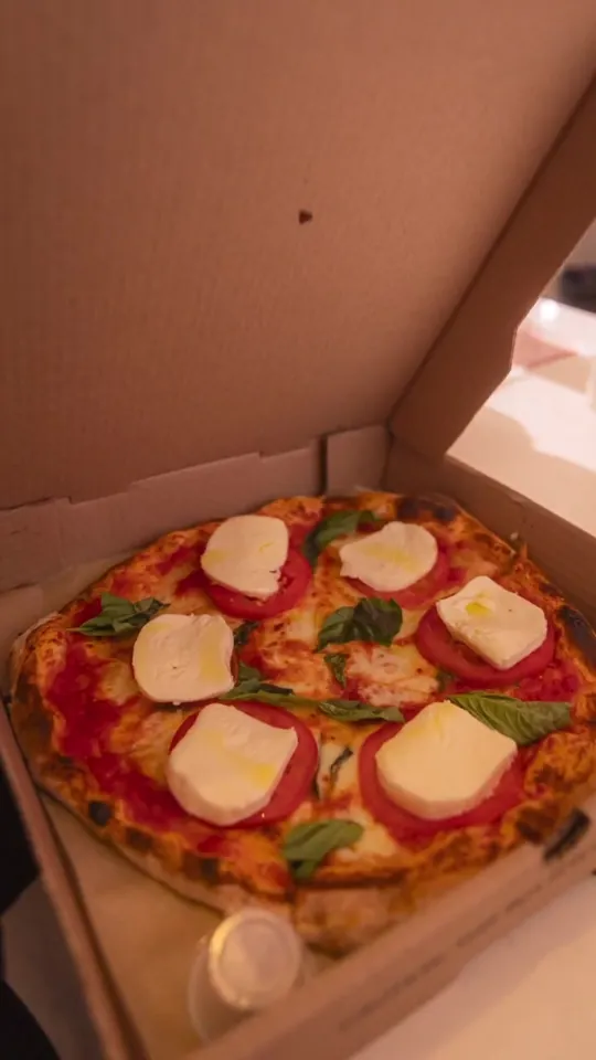 Pizza at Piccola Pizzeria, Miami
