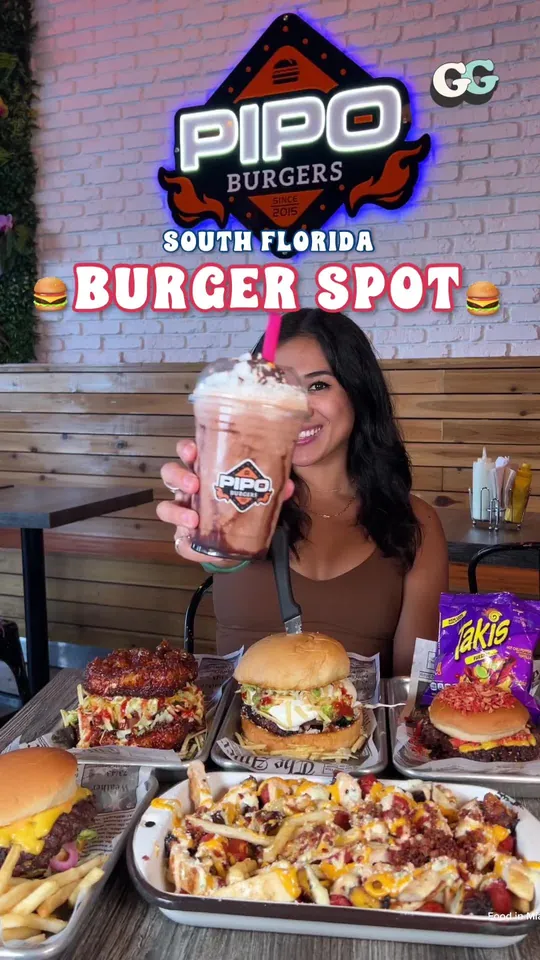 Burger at Pipo Burgers, Miami