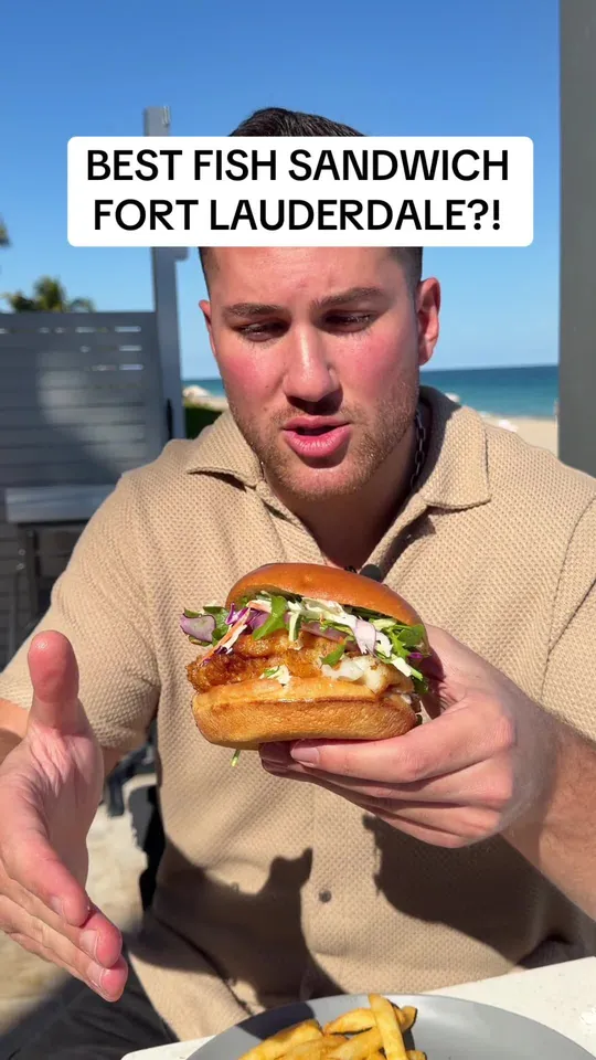 Sandwich at Sandbar Sports Grill, Miami
