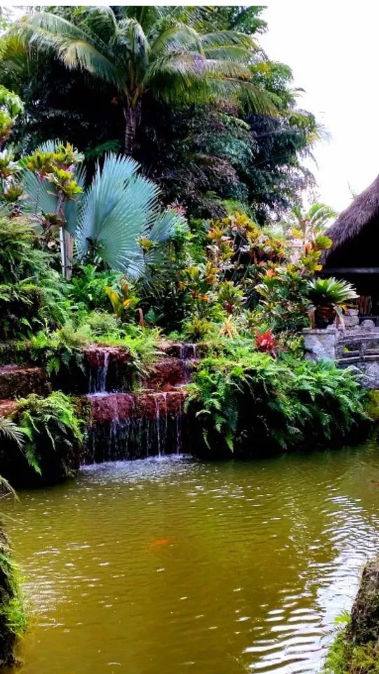 Wine at Schnebly Redland's Winery & Brewery, Miami – $25 on the menu