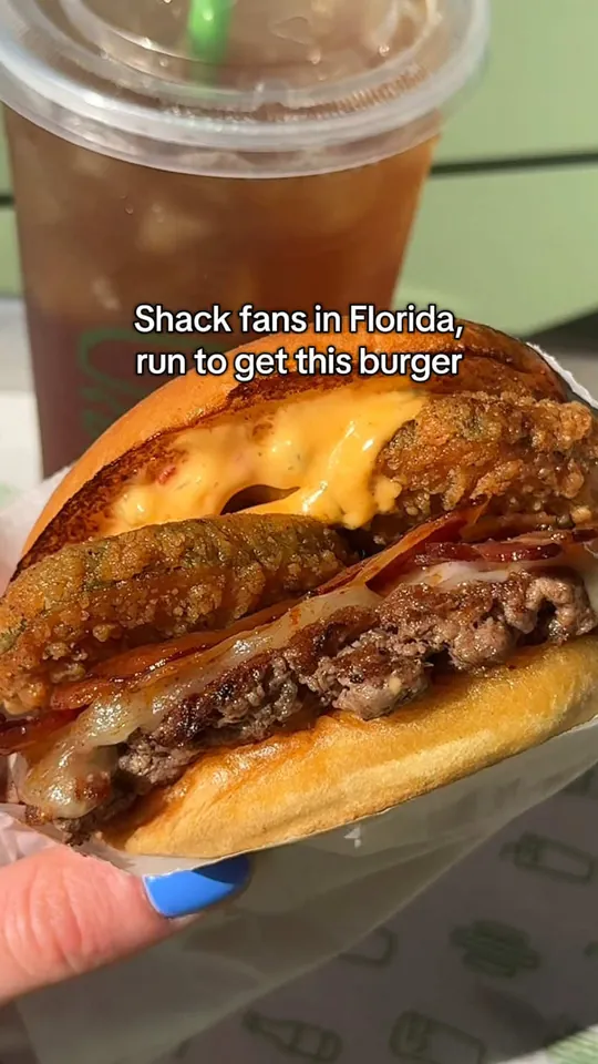 Burger at Shake Shack Aventura Mall (Food Court), Miami