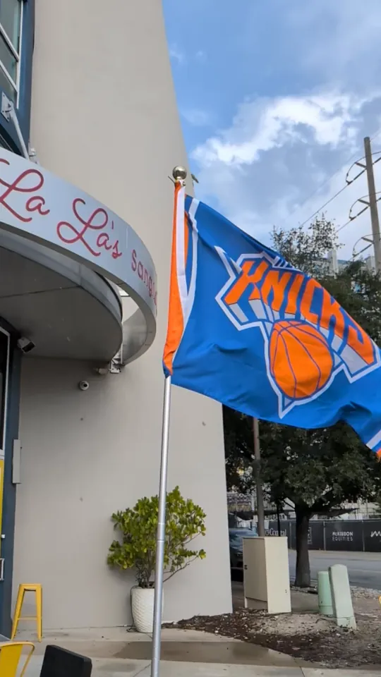 Video at Sports Grill, Miami