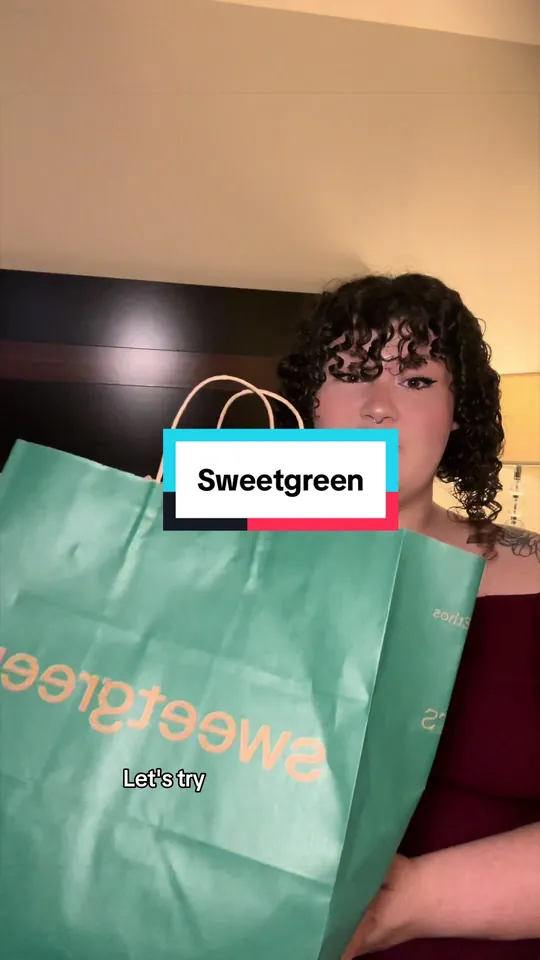 Salad at Sweetgreen, Miami