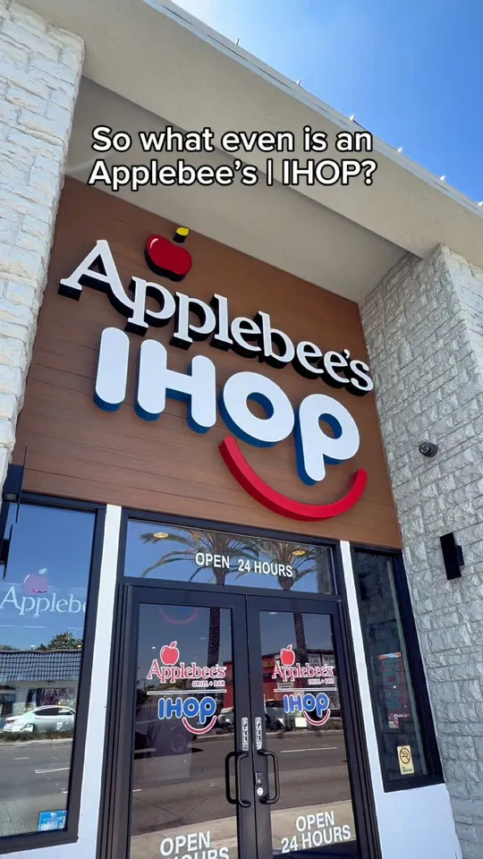 Video at Applebee's Grill + Bar, Naples