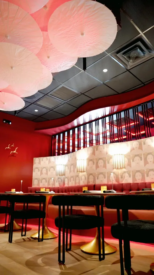 Video at Blackbird Modern Asian, Naples