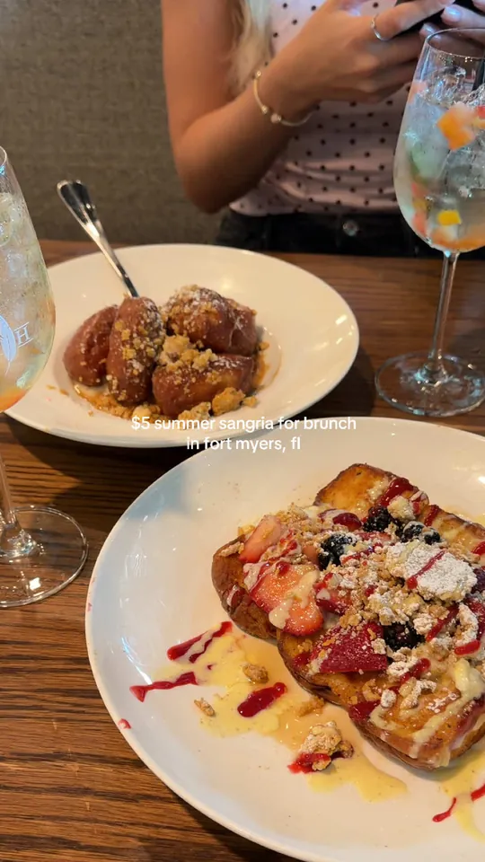 Brunch at Cooper’s Hawk Winery & Restaurant, Naples