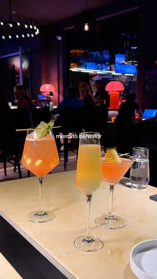 Video at Mercato, Naples