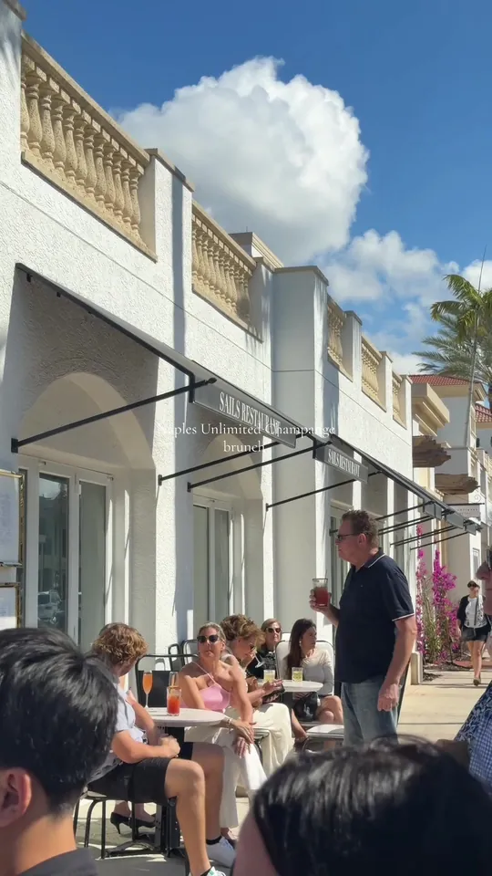 Video at Sails Restaurant, Naples