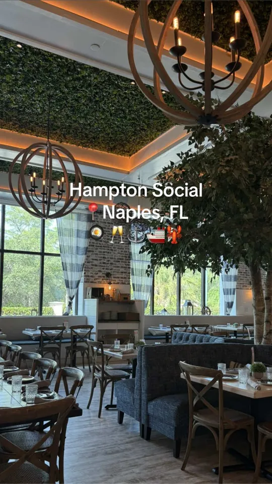 Brunch at The Hampton Social, Naples