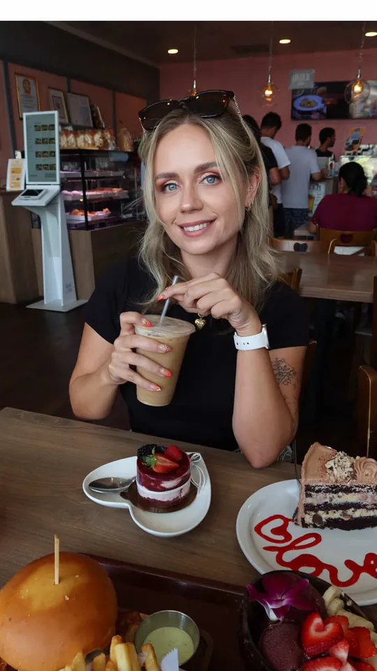 Video at Amor em Pedaços Bakery, Orlando
