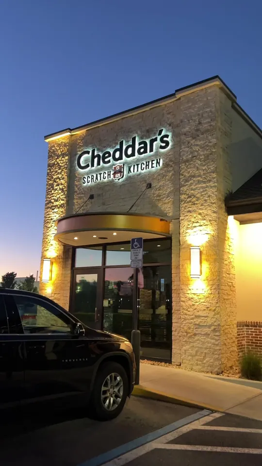 Chicken at Cheddar's Scratch Kitchen, Orlando