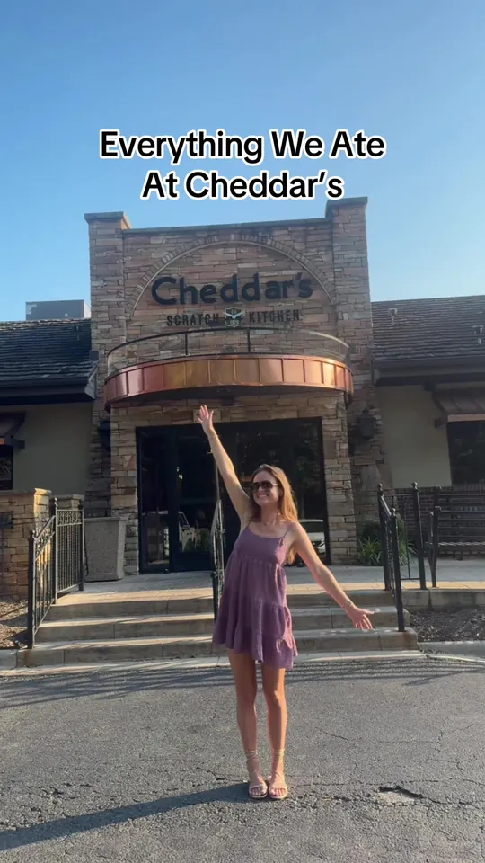 Video at Cheddar's Scratch Kitchen, Orlando