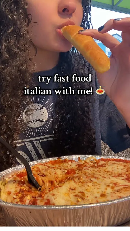 Pasta at Fazoli's, Orlando