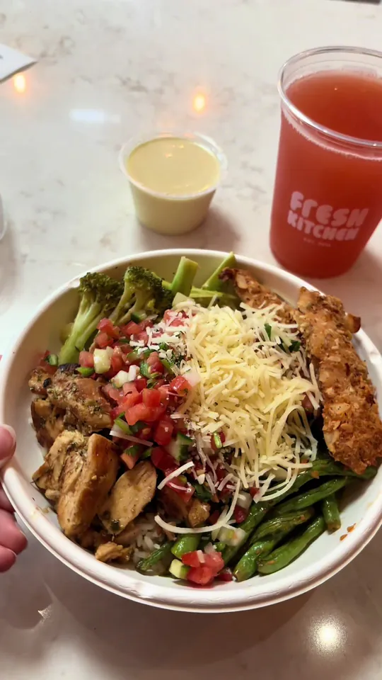Video at Fresh Kitchen, Orlando