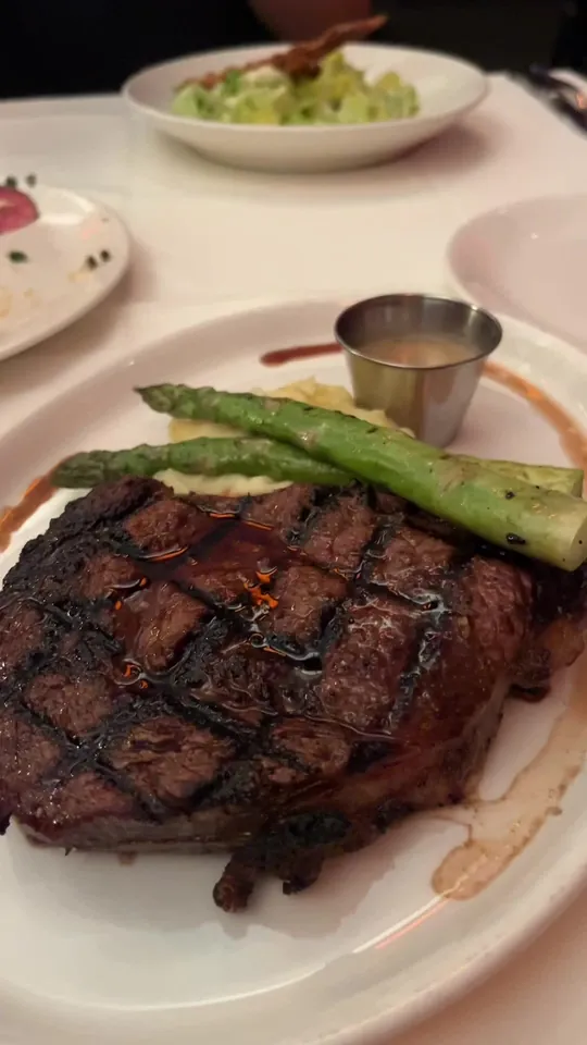 Video at Kres Chophouse, Orlando