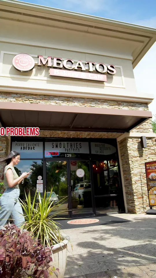 Coffee at Mecatos Bakery & Café, Orlando