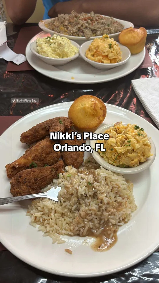 Video at Nikki's Place, Orlando