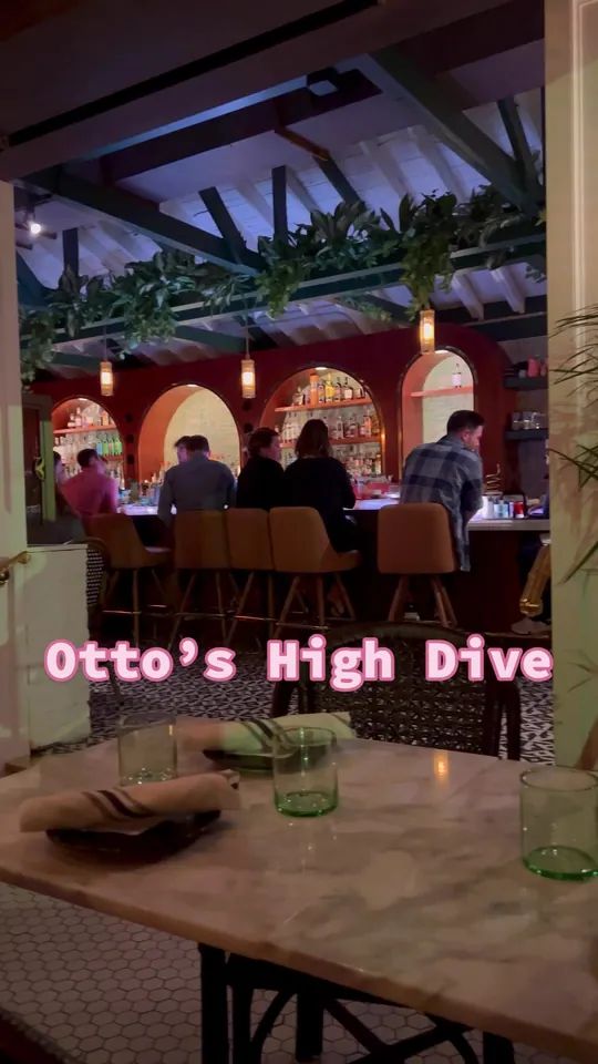 Cocktails at Otto's High Dive, Orlando