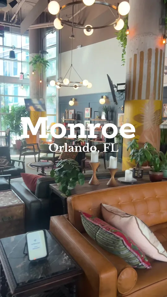 Cocktails at The Monroe, Orlando