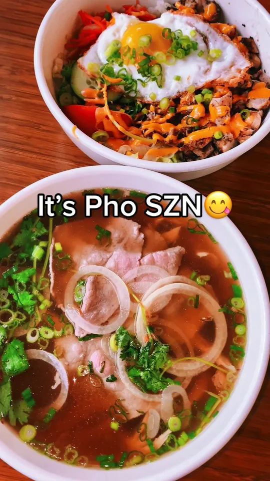 Video at Viet-Nomz Waterford, Orlando