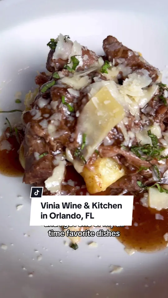 Wine at VINIA Wine Kitchen & Bar, Orlando