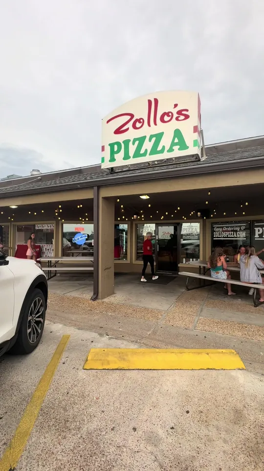 Gluten free at Zollo's Pizza, Panama City Beach – $18.99 on the menu