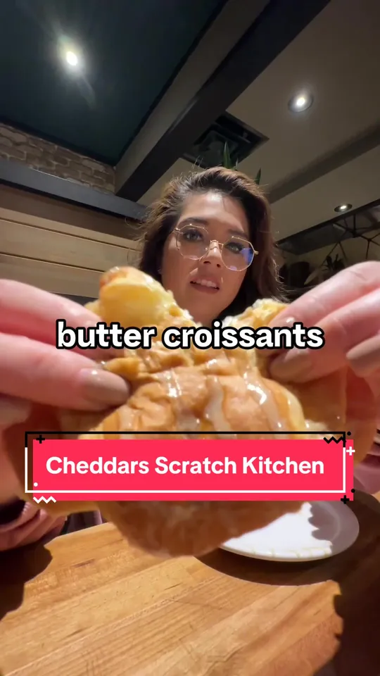 Video at Cheddar's Scratch Kitchen, Pembroke Pines