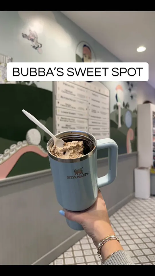 Video at Bubba's 33, Pensacola