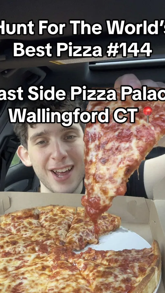 Pizza at Palace Cafe, Pensacola