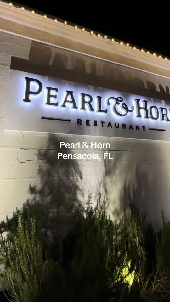 Cocktails at Pearl & Horn, Pensacola