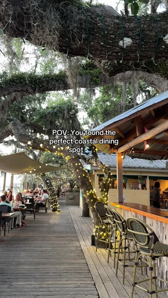 Video at Cap's On the Water, St. Augustine