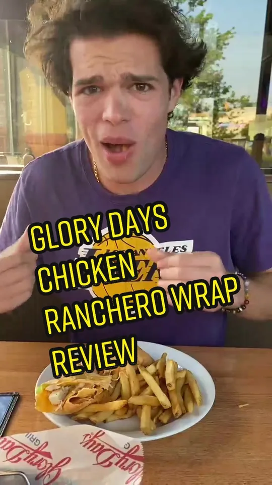 Chicken at Glory Days Grill, St. Petersburg – $8 on the menu