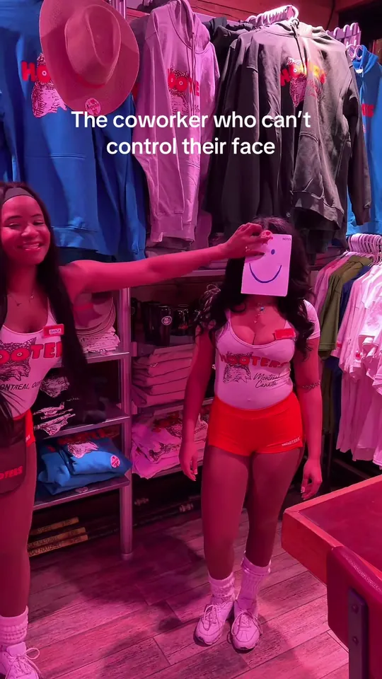 Video at Hooters, St. Petersburg