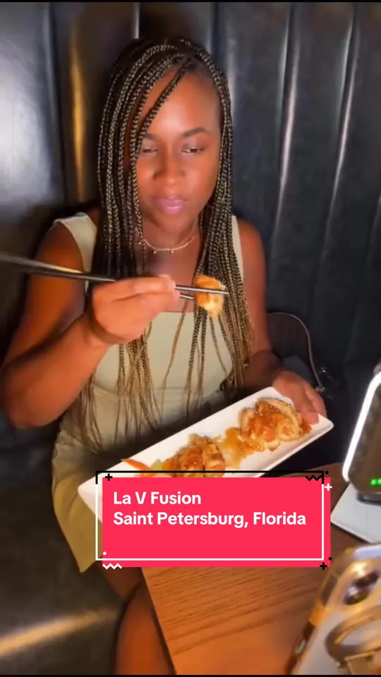 Video at La V - Vietnamese Fusion, St. Petersburg