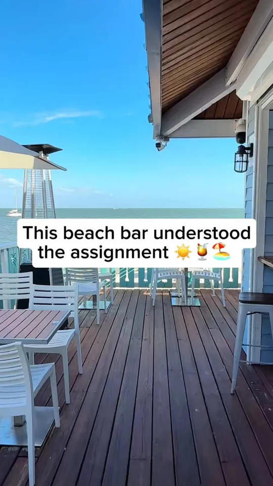 Video at SkyBar + Grille, St. Petersburg