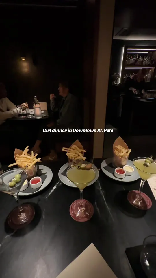 Video at Slim Charmer, St. Petersburg